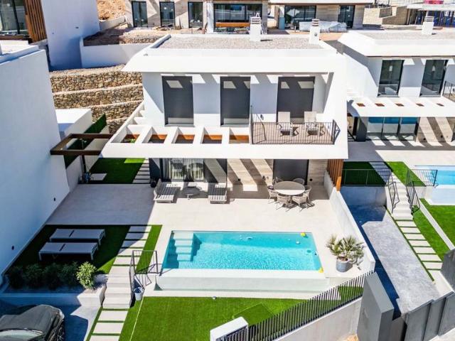 Chalet en venta en la Marina Baixa, Valencia