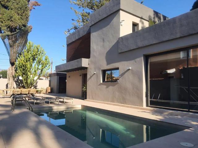 Chalet en alquiler en Rícmar, Marbella