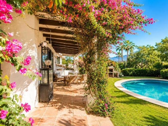 Chalet en venta en El Pilar, Costa del Sol Occidental