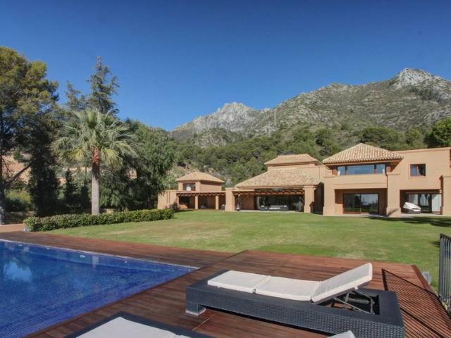 Villa en alquiler en Málaga, Xarblanca Park