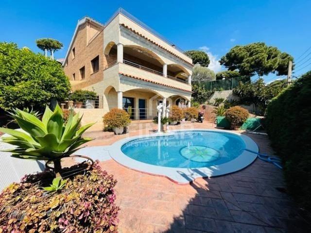 Chalet en venta en Mas de Mora, Maresme