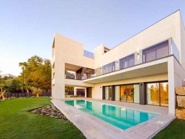 Villa en venta en Benalmádena, La Sierrezuela
