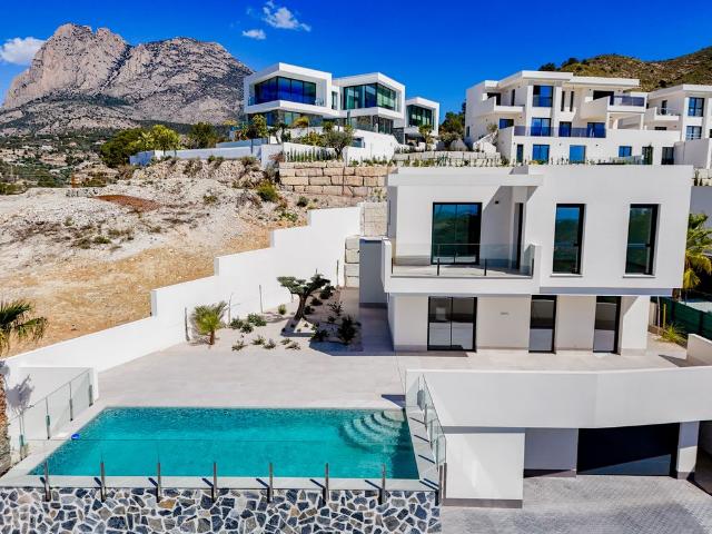 Chalet en venta en la Marina Baixa, Valencia