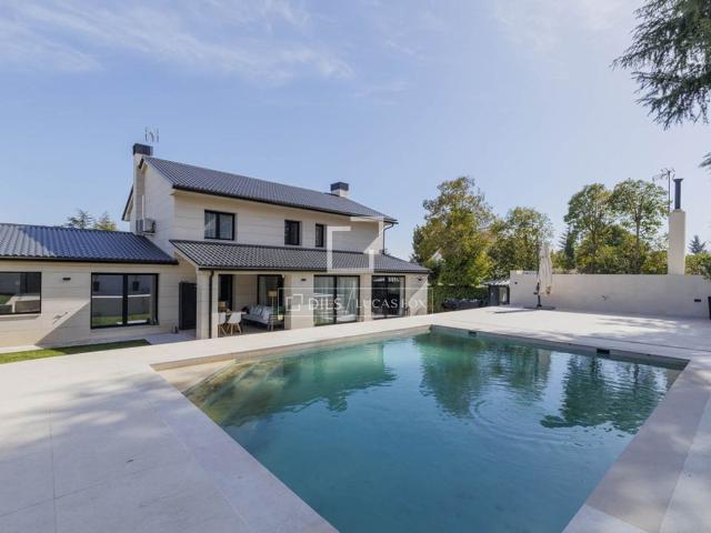 Chalet en venta en Pozuelo De Alarcón, Madrid