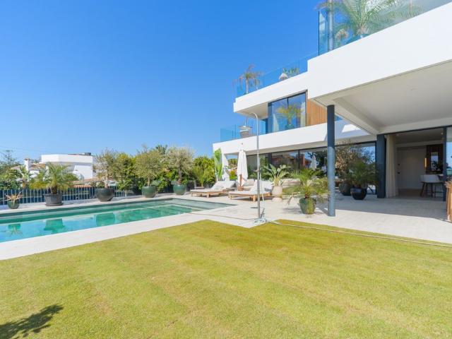 Chalet en alquiler en Rícmar, Costa del Sol Occidental