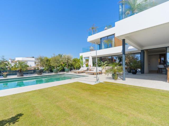 Chalet en alquiler en Rícmar, Costa del Sol Occidental