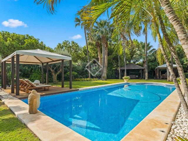 Villa en venta en Alicante