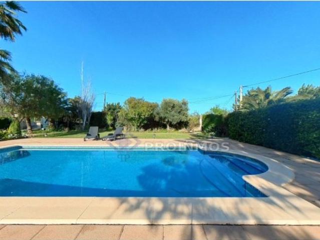 Villa en venta en Lloseta