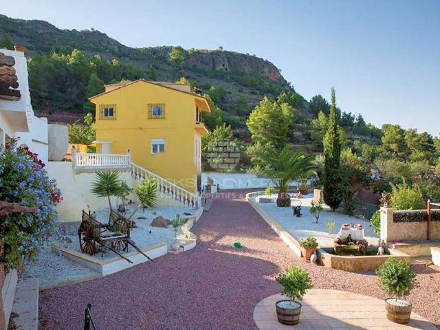 Chalet en venta en el Camp de Túria, Valencia