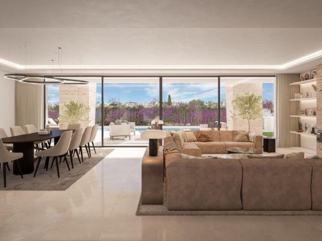Chalet en venta en Barriada Islas Canarias, Costa del Sol Occidental