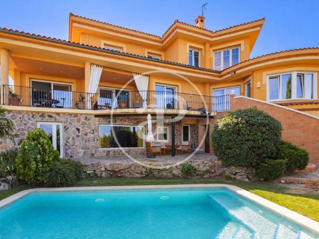 Chalet en venta en Venturada, Madrid