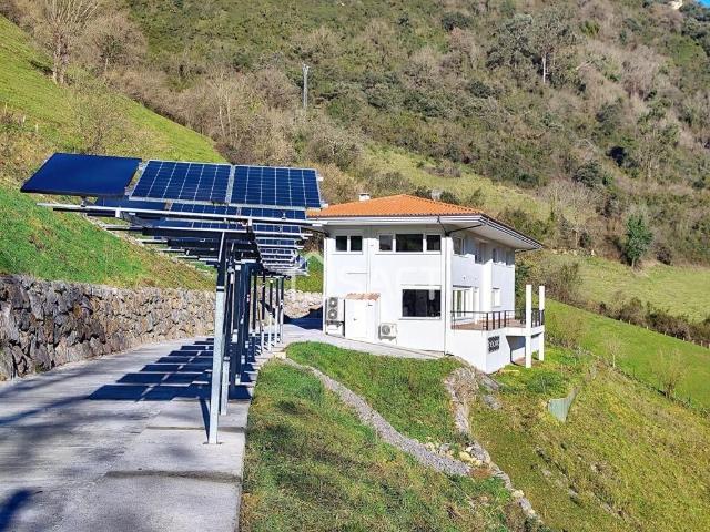 Villa en venta en Oviedo