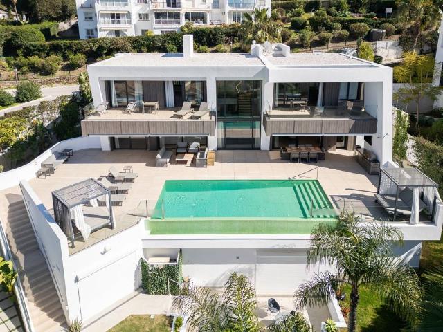 Chalet en venta en Barriada Islas Canarias, Costa del Sol Occidental