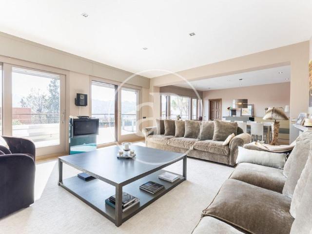 Villa en venta en Sant Cugat Del Vallès, Valldoreix