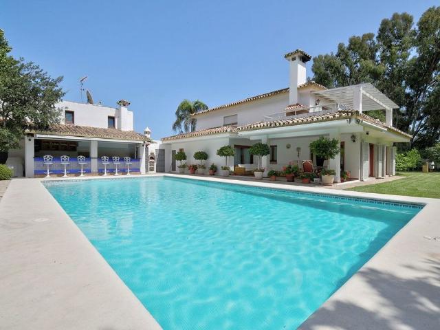 Chalet en venta en Barriada Islas Canarias, Costa del Sol Occidental