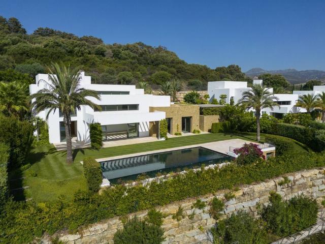 Villa en venta en Estepona, Barriada Blas Infante