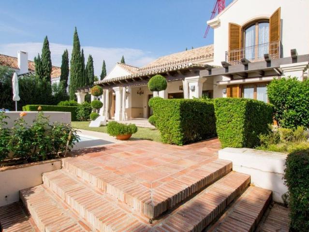 Chalet en venta en La Alquería-El Paraíso, Costa del Sol Occidental