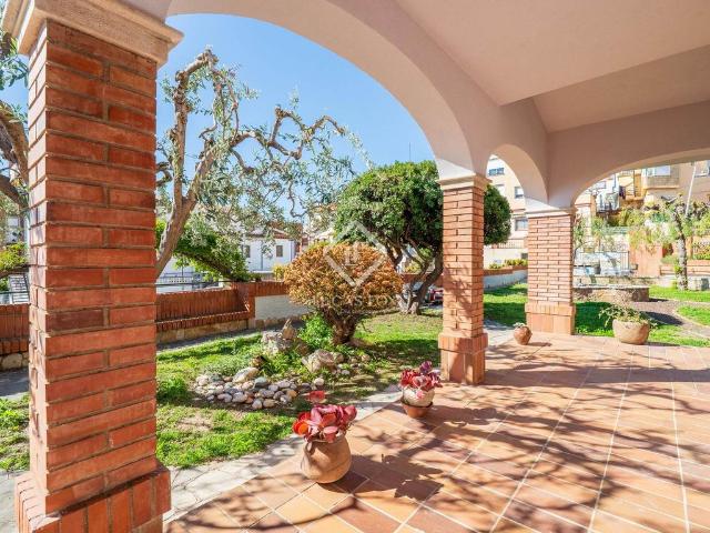Villa en venta en Tarragona