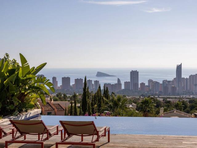 Chalet en venta en Urbanització Golf Badia, Finestrat