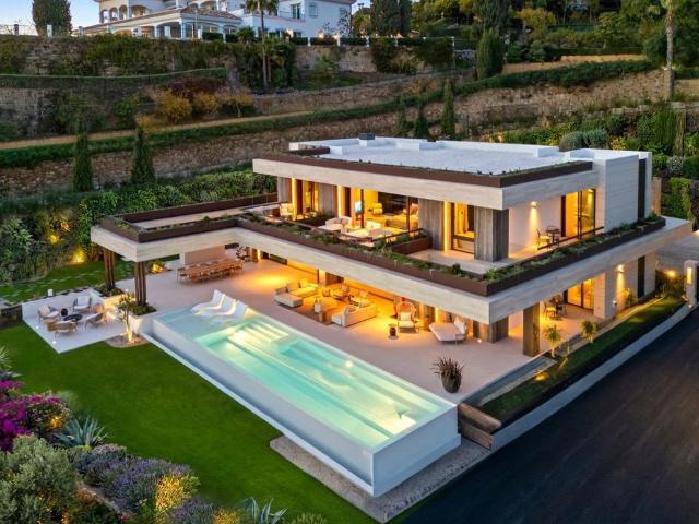 Chalet en venta en Artola, Costa del Sol Occidental