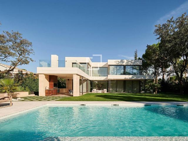 Chalet en venta en Pozuelo De Alarcón, Madrid