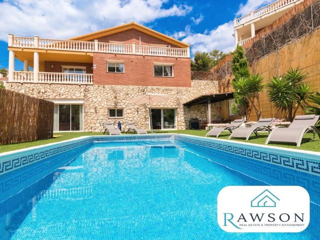 Villa en alquiler en Olivella