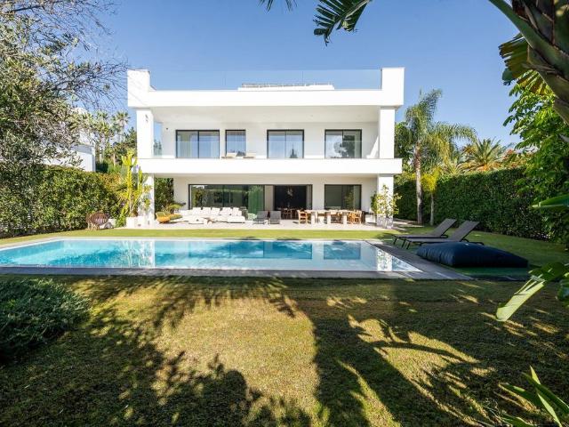 Villa en alquiler en Marbella, Aldea Blanca