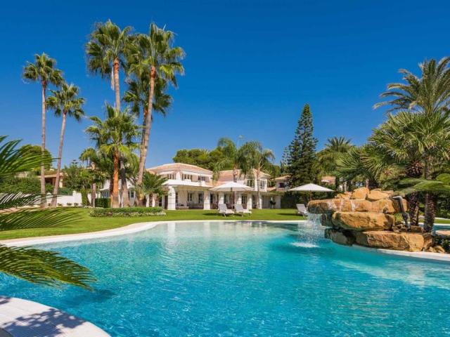 Chalet en alquiler en Rícmar, Costa del Sol Occidental