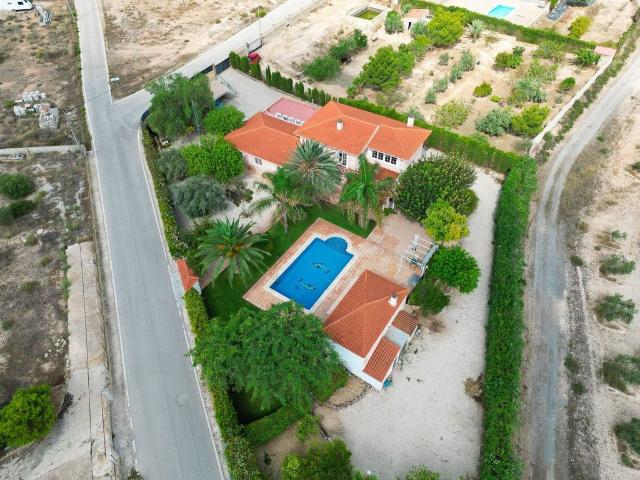 Chalet en venta en Urbanització El Pintat, l'Alacantí
