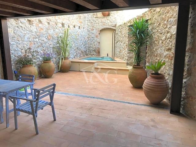 Villa en venta en Bellcaire D'empordà