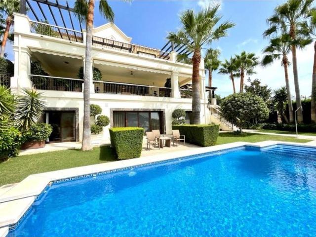 Chalet en venta en Artola, Costa del Sol Occidental