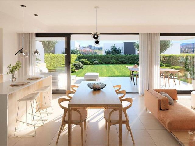 Chalet en venta en Barriada Islas Canarias, Costa del Sol Occidental