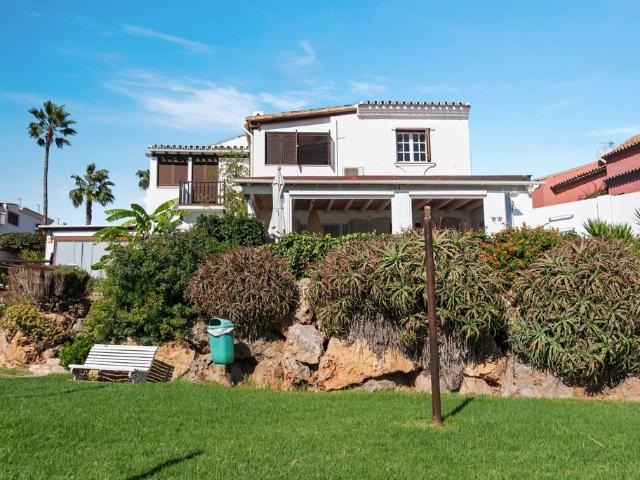 Chalet en venta en Barriada Islas Canarias, Costa del Sol Occidental
