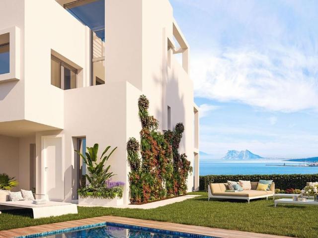 Chalet en venta en Barriada Islas Canarias, Costa del Sol Occidental