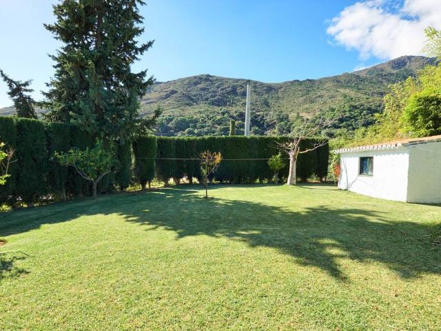 Chalet en venta en Barriada Islas Canarias, Costa del Sol Occidental