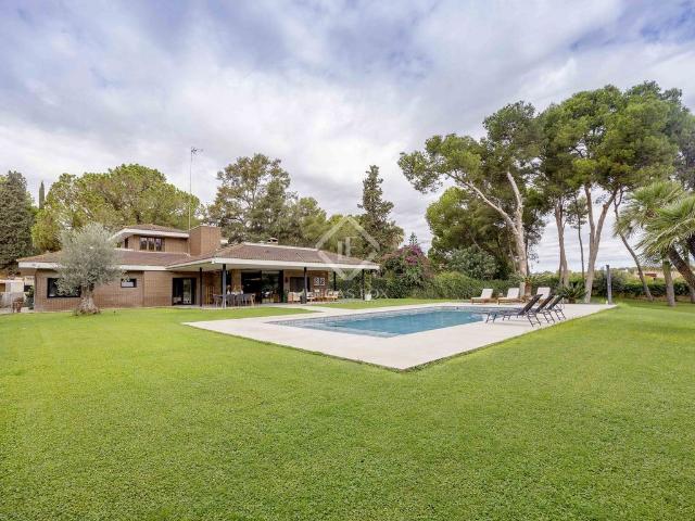 Chalet en venta en l'Horta Nord, Valencia