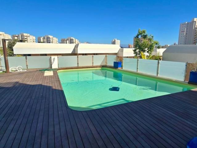 Chalet en venta en Cabo de las Huertas, l'Alacantí