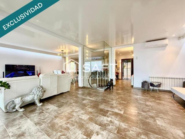 Chalet en venta en Lloret De Mar, Girona