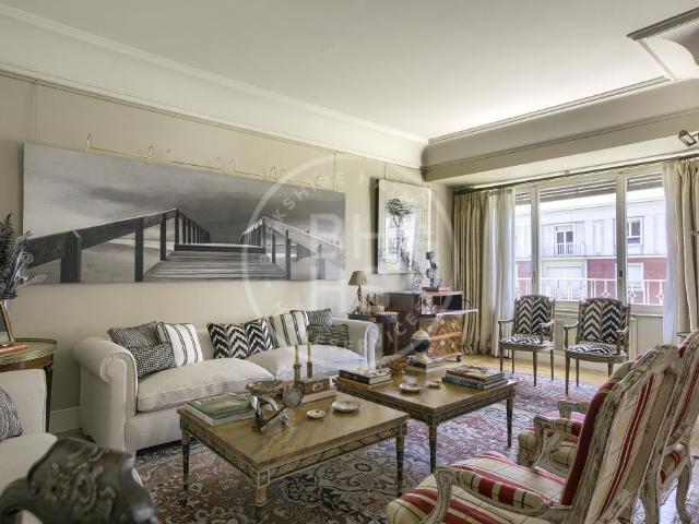 Villa en venta en Madrid