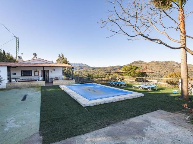 Chalet en venta en Guadalteba, Andalucía