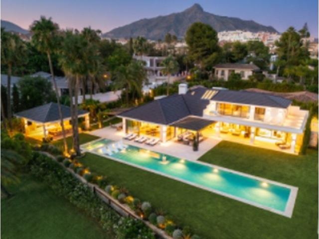 Villa en venta en Marbella