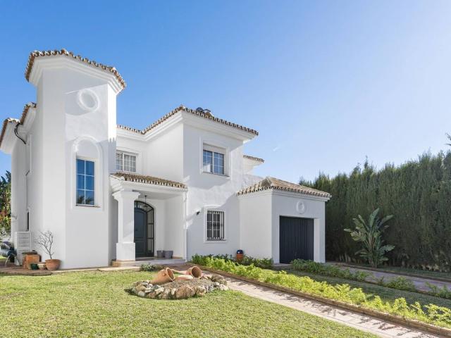 Chalet en venta en Chaparral, Costa del Sol Occidental