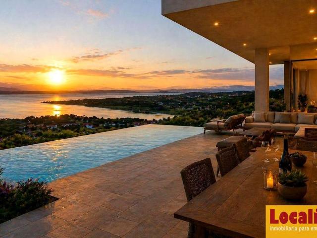 Chalet en venta en Mogro, Miengo