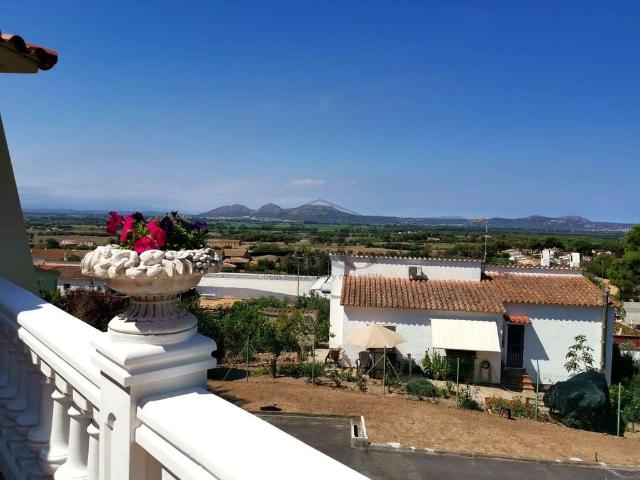 Villa en venta en Pals, els Masos de Pals