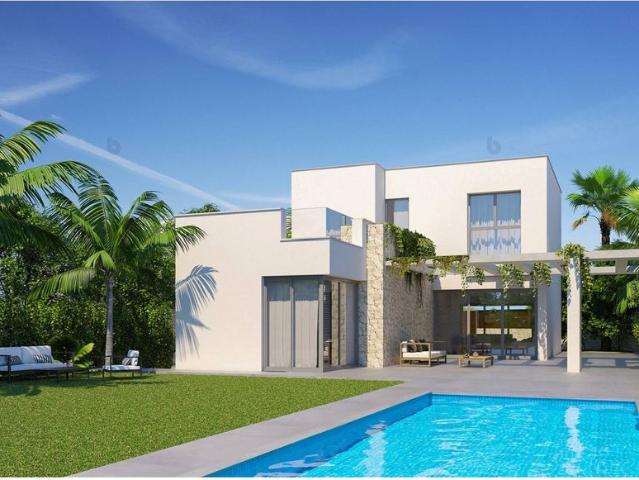 Villa en venta en Pilar De La Horadada