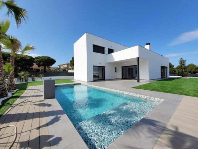 Villa en venta en Calonge