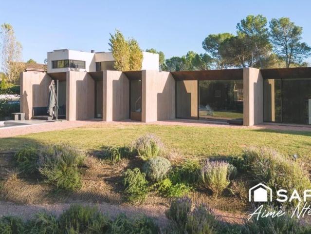 Villa en venta en Sant Julià De Ramis