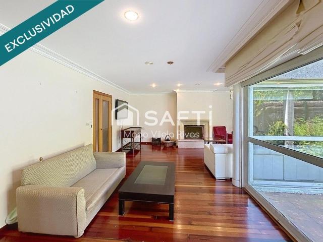 Chalet en venta en Santiago, Galicia