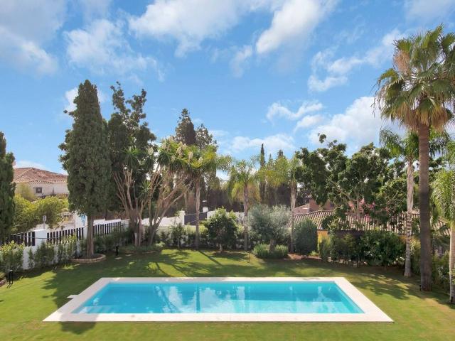 Chalet en venta en El Vicario, Costa del Sol Occidental