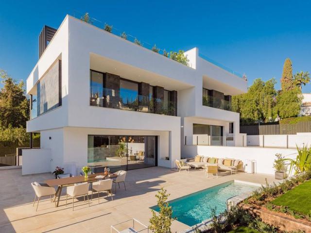 Villa en venta en Málaga, Nagüeles